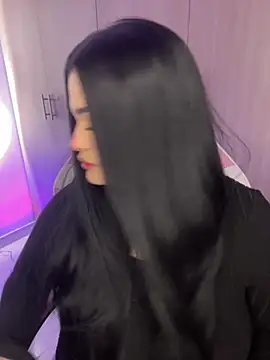 Mericute  online show from 11.30.25