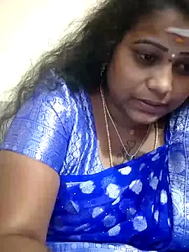 sweetqueen143 online show from 10.14.25