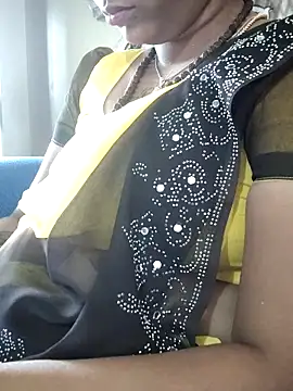 sweetqueen143 online show from 11.14.25