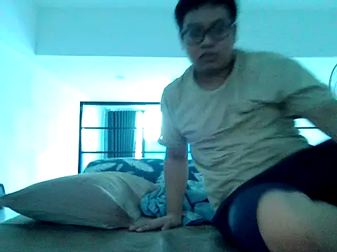 Snapshot of loveninja chatting on 10.01.25 loveninja online show from 10.01.25