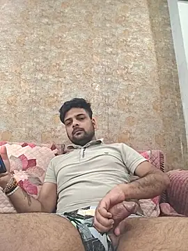 Snapshot of monsterdick0011 chatting on 10.31.25 monsterdick0011 online show from 10.31.25