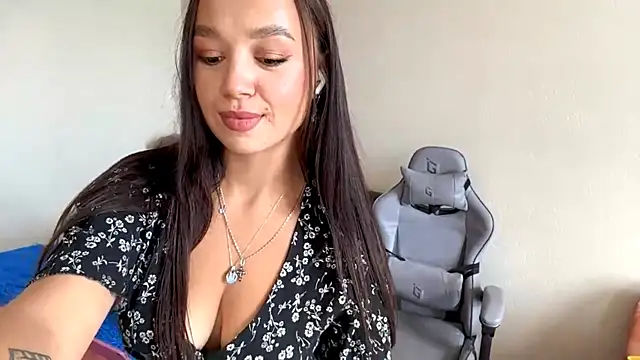 Carrie dreams online show from 09.21.25