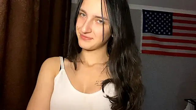 TifanyRawi online show from 09.30.25