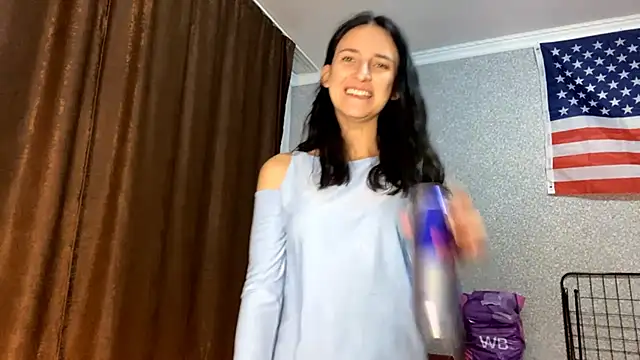 TifanyRawi online show from 10.01.25