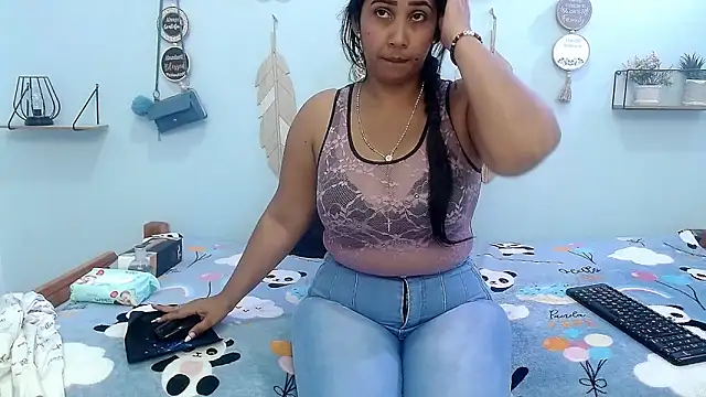 evannesanicol08 online show from 10.31.25