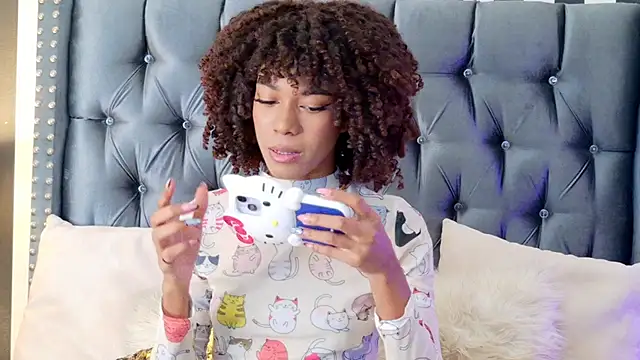 Stellaciel  online show from 11.19.25