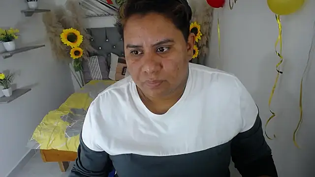 hotlesby valery online show from 09.29.25