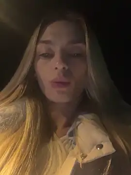 Mell chik online show from 10.05.25