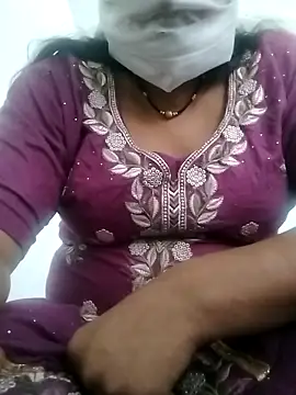 Snapshot of Rmerimarllo chatting on 09.21.25 Rmerimarllo online show from 09.21.25