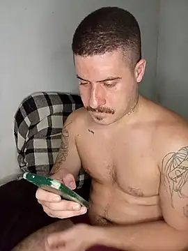 Snapshot of casado031999 chatting on 11.07.25 casado031999 online show from 11.07.25