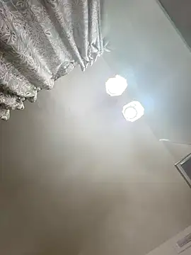 Snapshot of loverofbigitems2 chatting on 10.30.25 loverofbigitems2 online show from 10.30.25