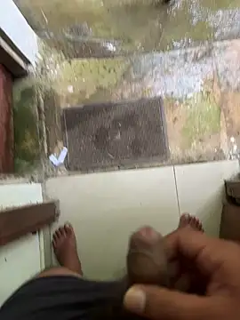 Snapshot of Gihan_sil1088 chatting on 09.23.25 Gihan sil1088 online show from 09.23.25