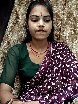 Snapshot of PRACHI-743 chatting on 10.13.25 PRACHI-743 online show from 10.13.25