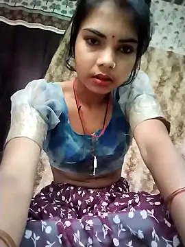 Snapshot of PRACHI-743 chatting on 11.18.25 PRACHI-743 online show from 11.18.25