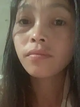 Snapshot of Halyy_xx chatting on 10.16.25 Halyy xx online show from 10.16.25