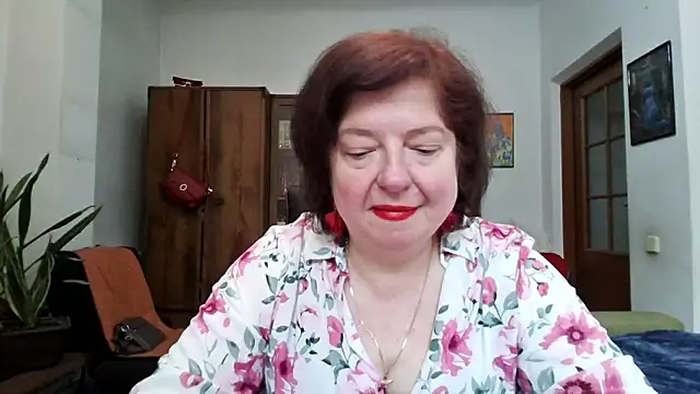 Snapshot of Violet_Pulse chatting on 06.17.26 Violet Pulse online show from 06.17.26