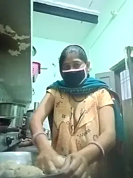 Cute-Charvii online show from 02.25.26