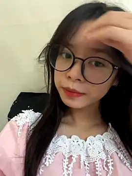 Snapshot of mau15_ chatting on 09.20.25 mau15 online show from 09.20.25