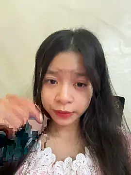 Snapshot of mau15_ chatting on 09.30.25 mau15 online show from 09.30.25