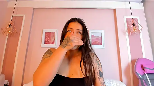 Sarah Reidd online show from 10.11.25