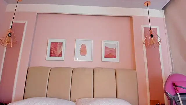 Sarah Reidd online show from 10.31.25