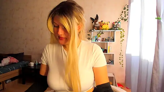 Alice Casey new online show from 10.29.25