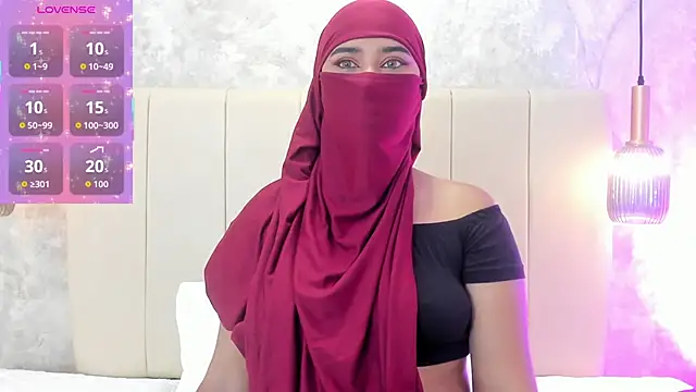 Snapshot of Daksha_a chatting on 10.22.25 Daksha a online show from 10.22.25