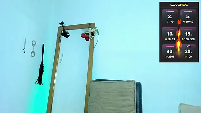 Snapshot of BadLiam_ chatting on 10.03.25 BadLiam online show from 10.03.25