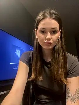 SoShyEmmyyy online show from 10.01.25