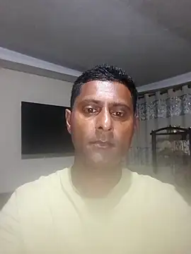 Snapshot of kingVibeX chatting on 09.23.25 kingVibeX online show from 09.23.25