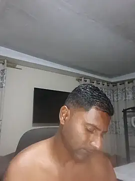 Snapshot of kingVibeX chatting on 10.18.25 kingVibeX online show from 10.18.25