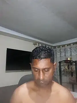 Snapshot of kingVibeX chatting on 10.20.25 kingVibeX online show from 10.20.25