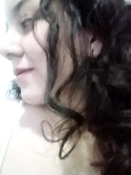 Snapshot of ChloeNoire chatting on 11.08.25 ChloeNoire online show from 11.08.25