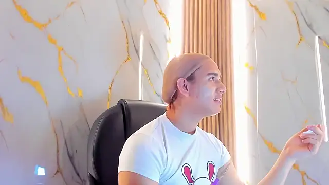 Marian Cristal online show from 02.07.26