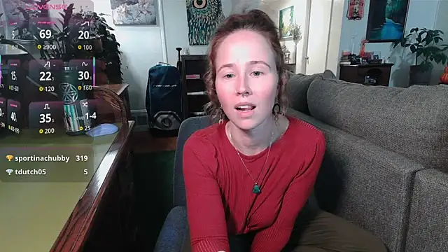 Snapshot of wutangwendy chatting on 10.02.25 wutangwendy online show from 10.02.25