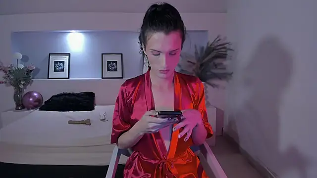 IsabelFernandez online show from 10.02.25