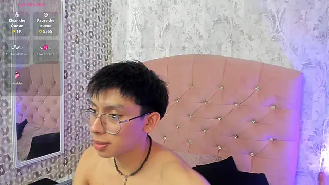 liam twiink online show from 10.18.25