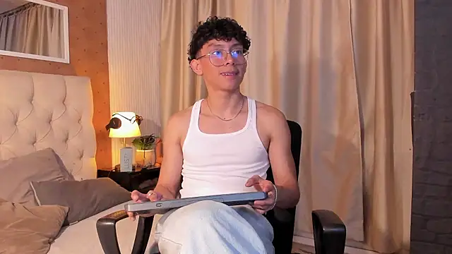 liam twiink online show from 03.08.26