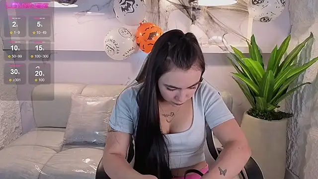 scarlett smith tp online show from 10.21.25