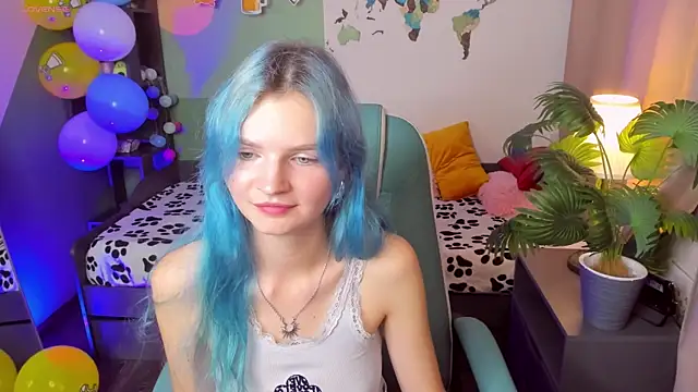 Snapshot of Lika_Sky chatting on 09.26.25 Lika Sky online show from 09.26.25