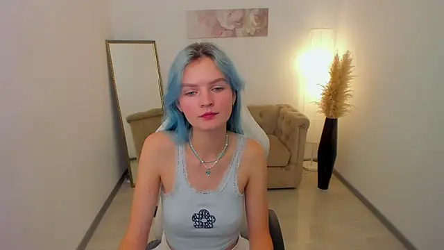 Snapshot of Lika_Sky chatting on 10.03.25 Lika Sky online show from 10.03.25