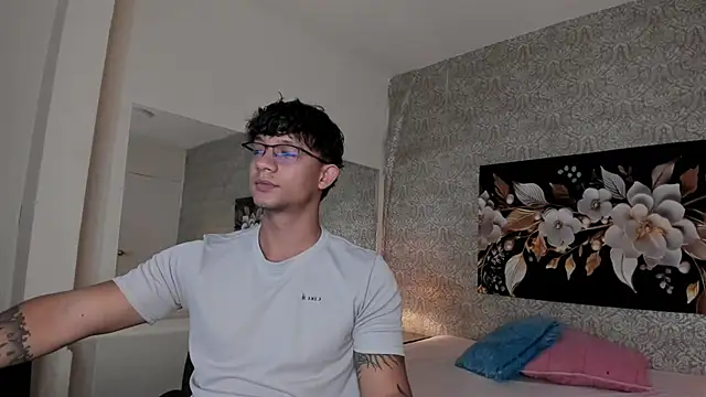 mike wills3 online show from 09.25.25