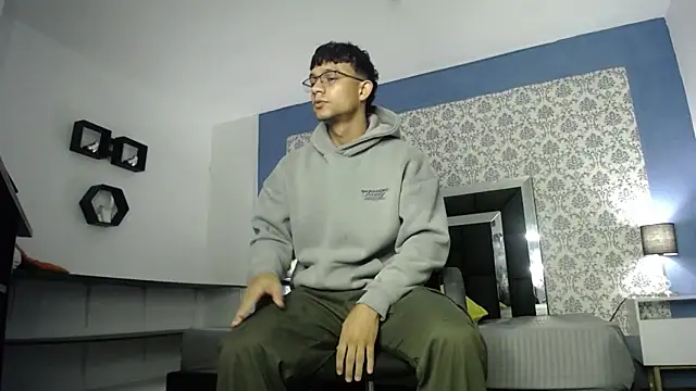 mike wills3 online show from 10.08.25