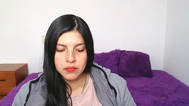 brendasantos 77 online show from 09.22.25