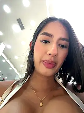 Julieta Duque online show from 12.20.25