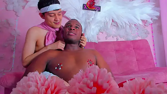 Snapshot of Amun_obsidian chatting on 10.11.25 Amun obsidian online show from 10.11.25