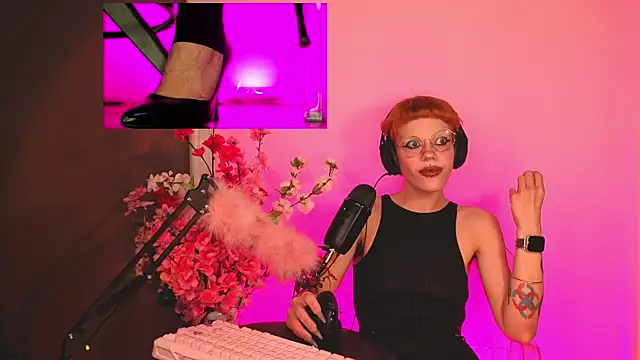 tacodeluxxxe online show from 04.20.26