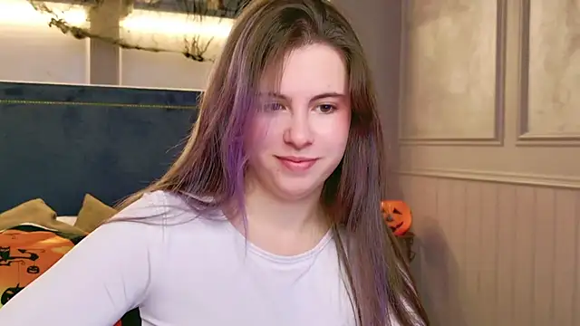 Akira Halls online show from 10.30.25