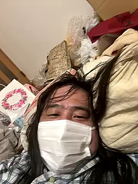 Snapshot of mino_bitter chatting on 10.15.25 mino bitter online show from 10.15.25