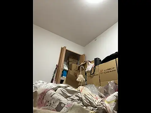 Snapshot of mino_bitter chatting on 10.19.25 mino bitter online show from 10.19.25